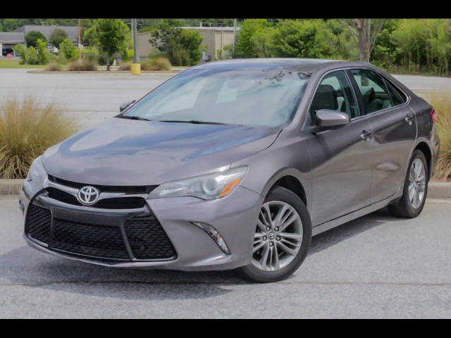 2017 Toyota Camry SE FWD photo