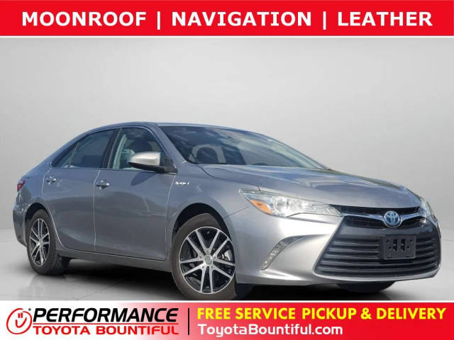 2017 Toyota Camry Hybrid XLE FWD photo
