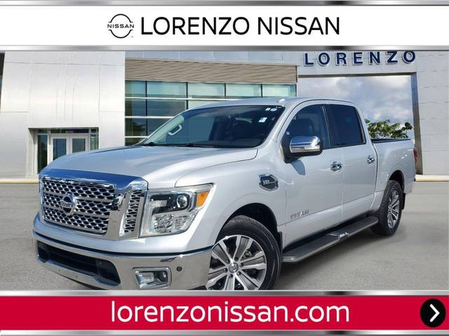 2017 Nissan Titan SL RWD photo