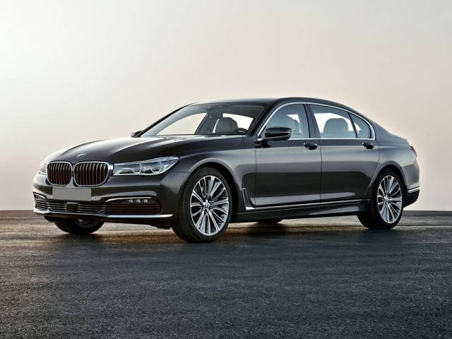 2017 BMW 7 Series 750i RWD photo