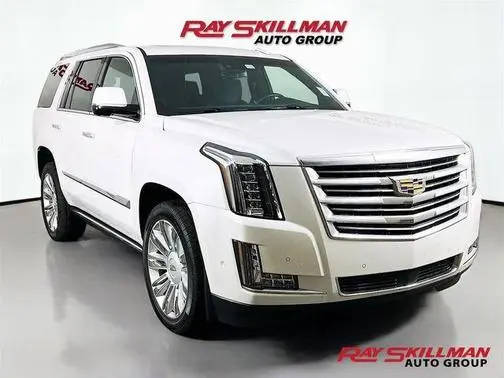 2017 Cadillac Escalade Platinum 4WD photo