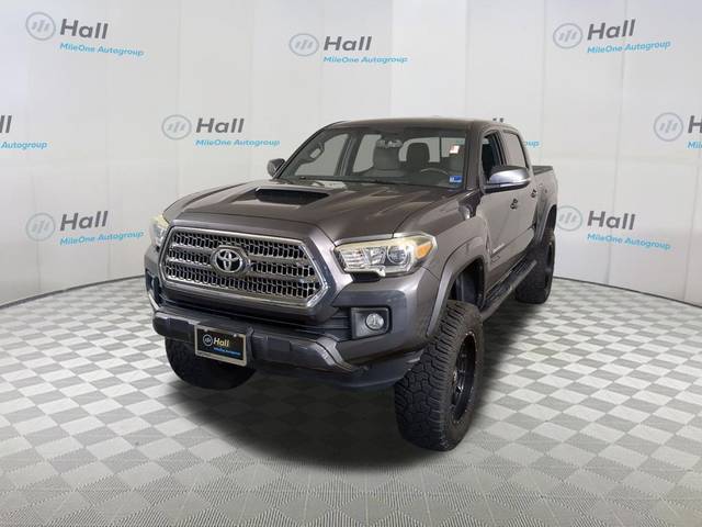 2017 Toyota Tacoma TRD Sport 4WD photo