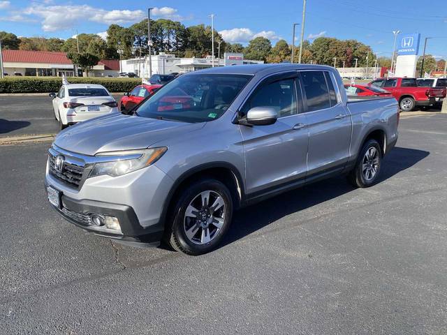 2017 Honda Ridgeline RTL FWD photo