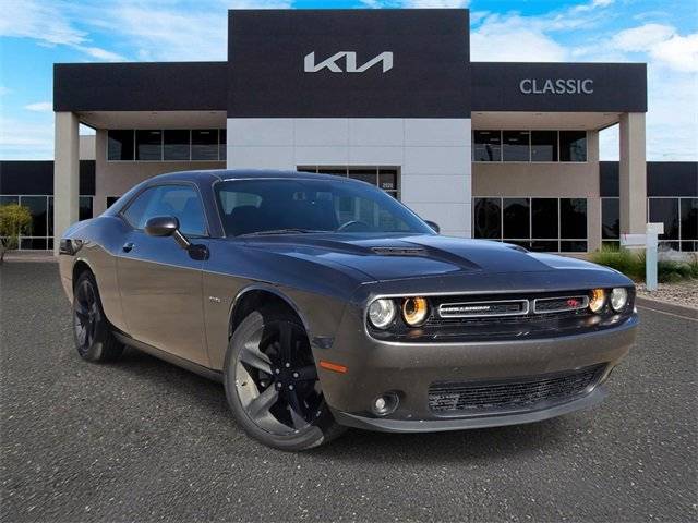 2017 Dodge Challenger R/T RWD photo