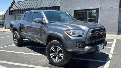 2017 Toyota Tacoma TRD Off Road 4WD photo