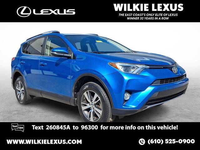 2017 Toyota RAV4 XLE AWD photo