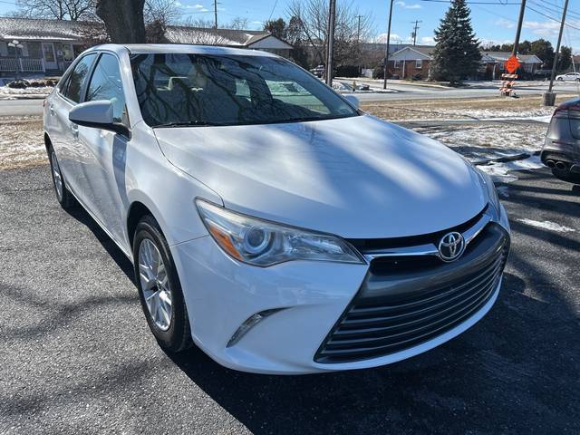 2017 Toyota Camry LE FWD photo