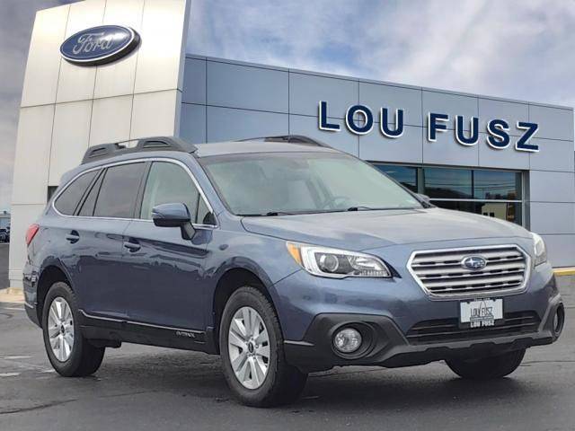 2017 Subaru Outback Premium AWD photo