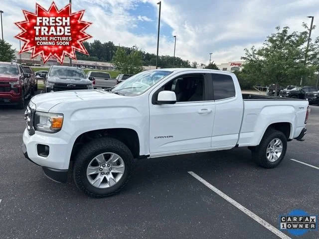 2017 GMC Canyon 4WD SLE 4WD photo