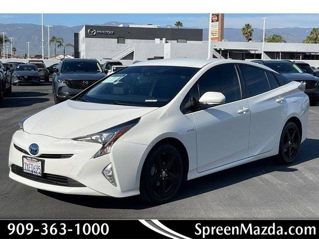 2017 Toyota Prius Three Touring FWD photo