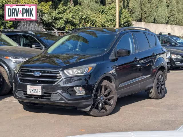 2017 Ford Escape SE FWD photo