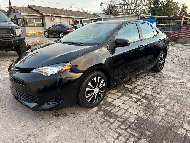 2017 Toyota Corolla LE FWD photo