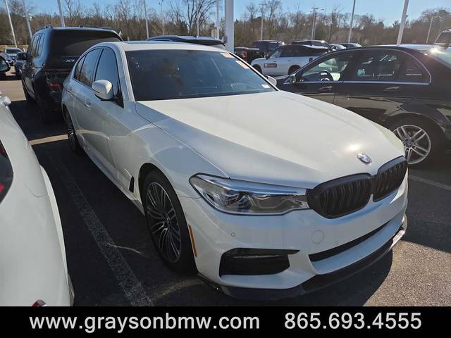 2017 BMW 5 Series 540i RWD photo