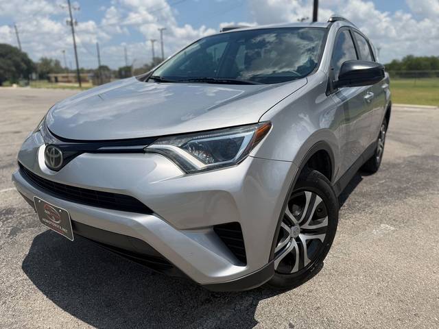 2017 Toyota RAV4 LE FWD photo