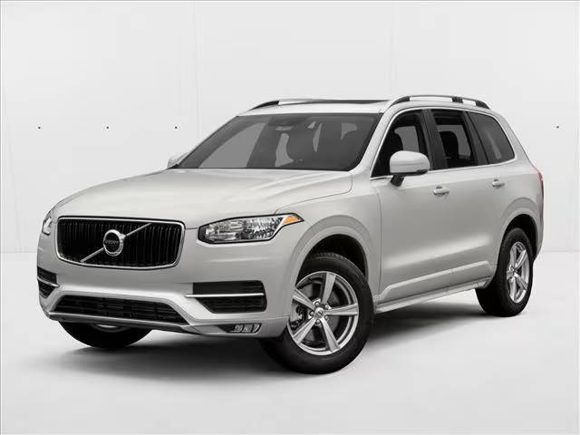 2017 Volvo XC90 Momentum AWD photo