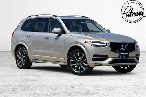 2017 Volvo XC90 Momentum AWD photo