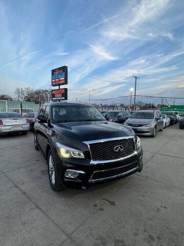 2017 Infiniti QX80  4WD photo