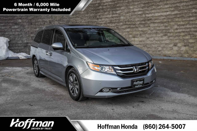 2017 Honda Odyssey Touring FWD photo
