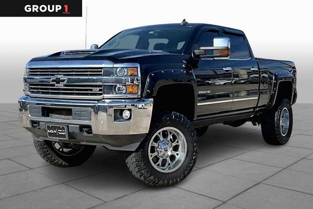 2017 Chevrolet Silverado 2500HD LTZ 4WD photo