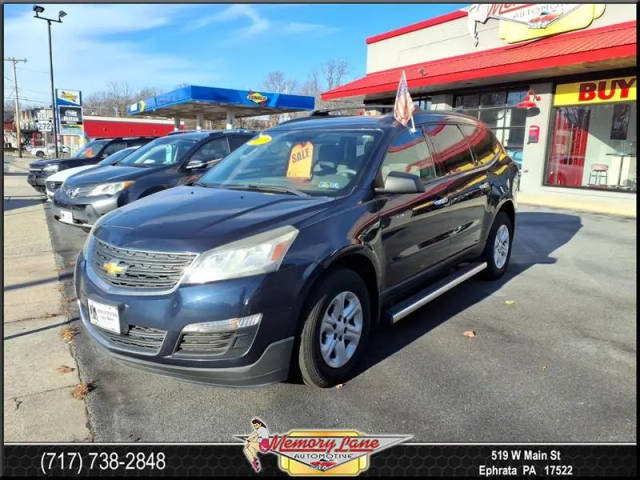 2017 Chevrolet Traverse LS AWD photo
