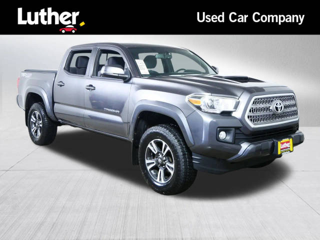 2017 Toyota Tacoma TRD Sport 4WD photo