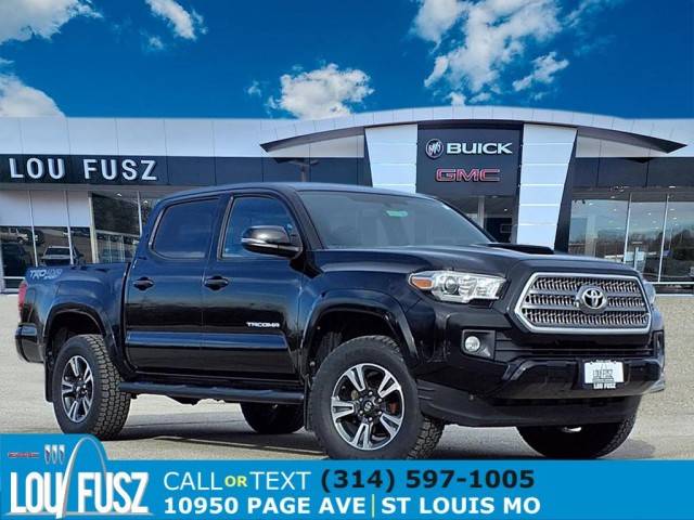 2017 Toyota Tacoma TRD Sport 4WD photo