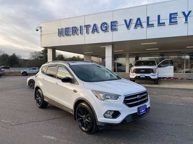 2017 Ford Escape SE 4WD photo
