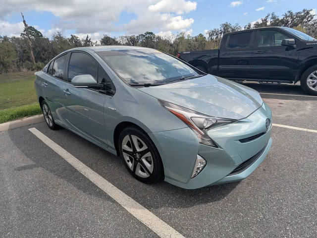 2017 Toyota Prius Four Touring FWD photo