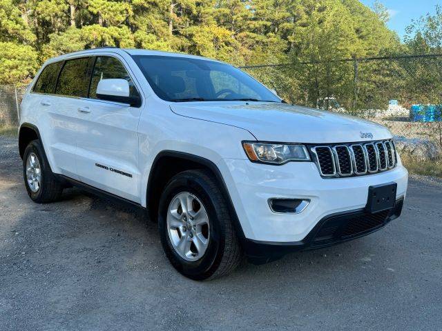 2017 Jeep Grand Cherokee Laredo 4WD photo