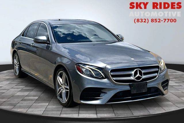 2017 Mercedes-Benz E-Class E 300 Sport RWD photo