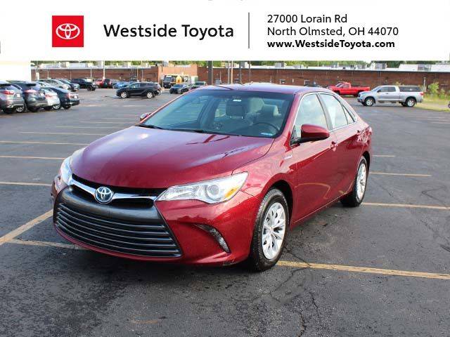 2017 Toyota Camry Hybrid LE FWD photo