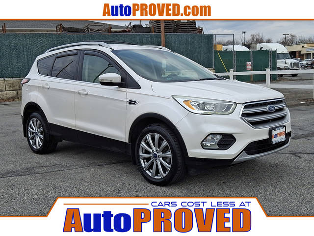 2017 Ford Escape Titanium 4WD photo