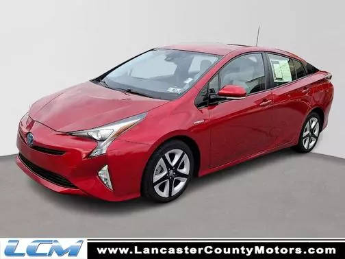 2017 Toyota Prius Four Touring FWD photo