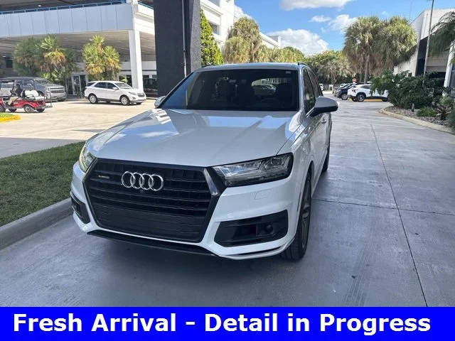 2017 Audi Q7 Prestige AWD photo