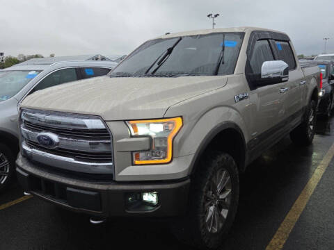 2017 Ford F-150 LARIAT 4WD photo