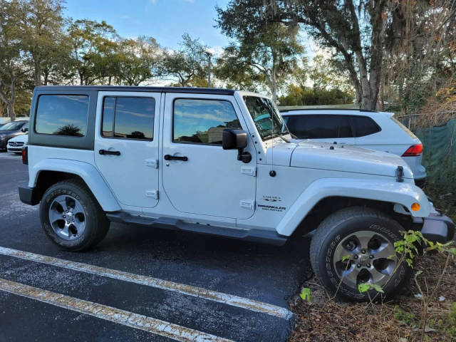 2017 Jeep Wrangler Unlimited Sahara 4WD photo