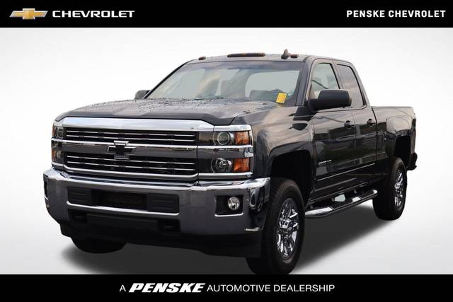 2017 Chevrolet Silverado 2500HD LT 4WD photo