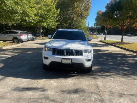 2017 Jeep Grand Cherokee Laredo 4WD photo