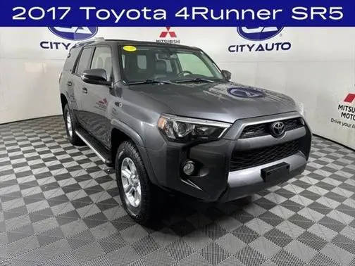 2017 Toyota 4Runner SR5 Premium 4WD photo