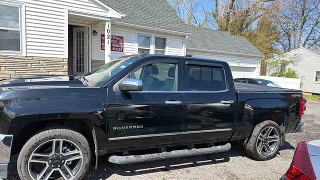 2017 Chevrolet Silverado 1500 LTZ 4WD photo