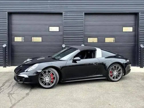 2016 Porsche 911 4S AWD photo