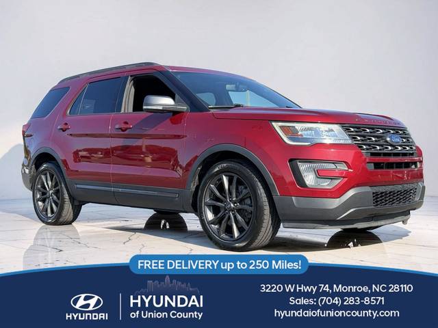 2017 Ford Explorer XLT FWD photo