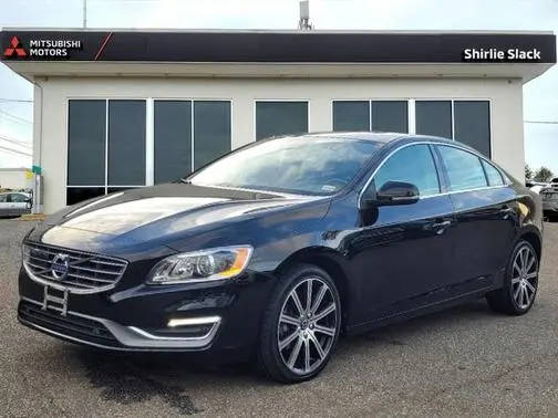 2017 Volvo S60 Inscription Platinum AWD photo