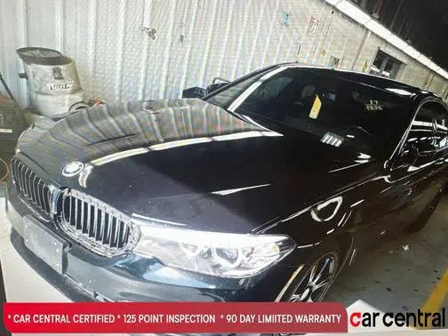 2017 BMW 5 Series 530i RWD photo