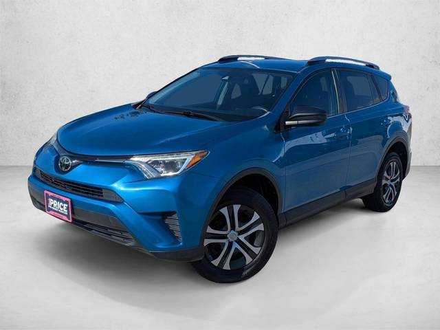 2017 Toyota RAV4 LE FWD photo