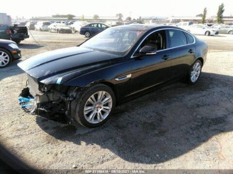 2017 Jaguar XF 35t Premium RWD photo