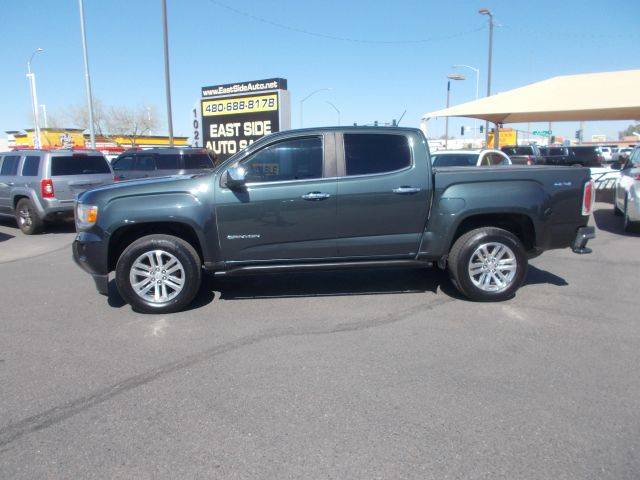 2017 GMC Canyon 4WD SLT 4WD photo