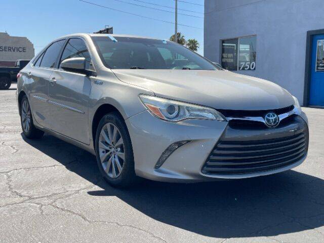 2017 Toyota Camry Hybrid XLE FWD photo