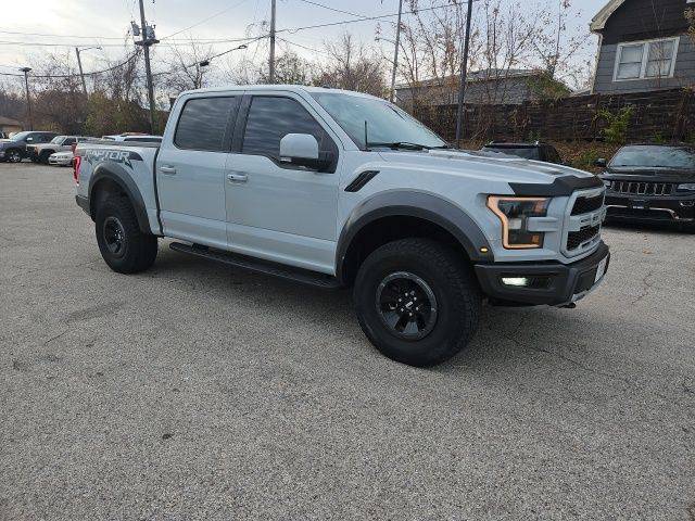 2017 Ford F-150 Raptor 4WD photo