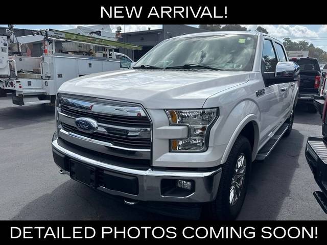 2017 Ford F-150 LARIAT 4WD photo